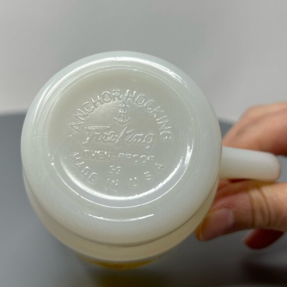 Vintage Anchor Hocking Fire King Yellow Flower Mug - Picture 5 of 8